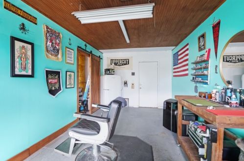 13262 Spring Way, Victorville CA  92392-6805 exterior