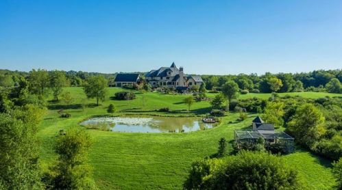 5640 Montour Rd, Gibsonia, PA 15044-9106