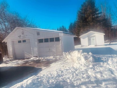 13 Spruce Rd, Middletown NY  10940-7523 exterior