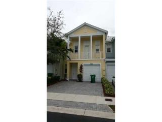 7411 107th Pl, Miami, FL 33178-2218