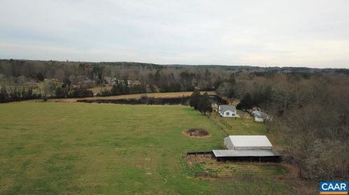 4259 Richmond Rd, Keswick, VA 22947-3102