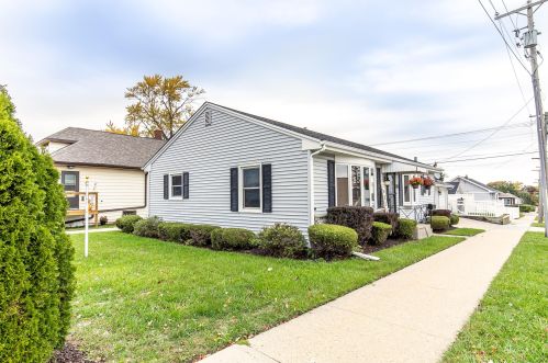 3818 68th St, Kenosha, WI 53142-7177