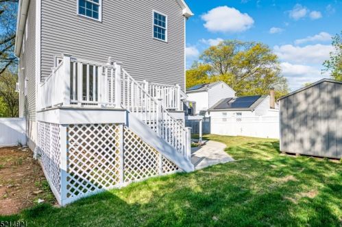 421 River Rd, Rahway NJ  07065-4203 exterior