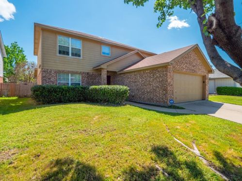 9817 Stoney Bridge Rd, Fort Worth, TX 76108-3873