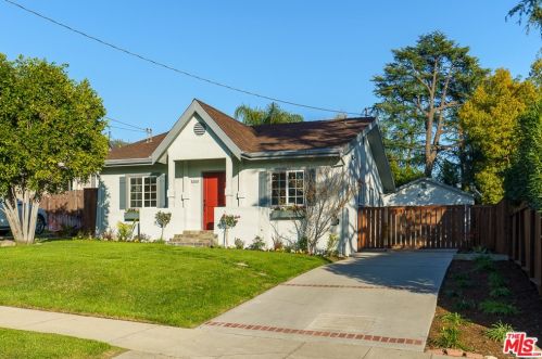 3200 Grandeur Ave, Altadena, CA 91001-4304