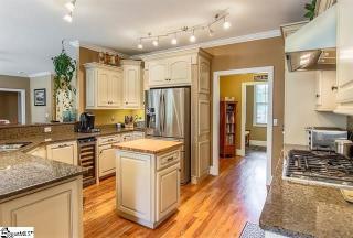 502 Royal Dutch Ln, Simpsonville SC  29681-5989 exterior