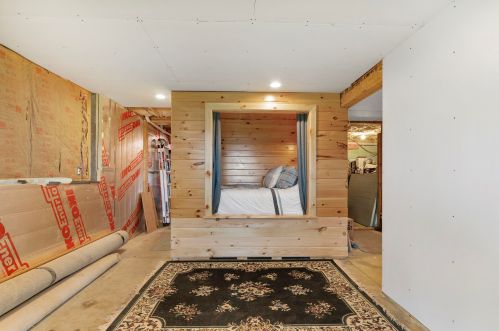 127 Bennett Hl Rd, Columbia NH  03576-3308 exterior