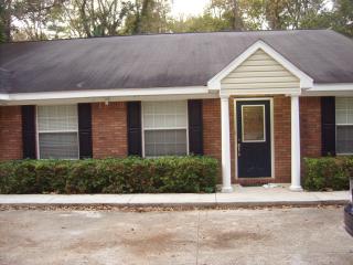 1280 Cross Creek Cir, Tallahassee FL  32301-3638 exterior