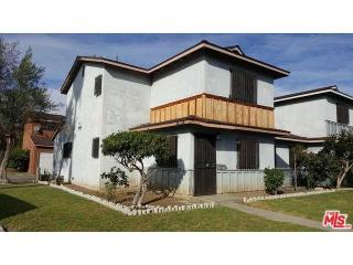 1 Rawhide Ln, Long Beach, CA 90745-5656