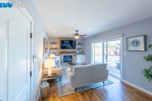 4796 Corwin Ct, Pleasanton CA  94588-3804 exterior