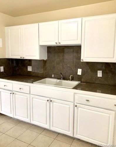 1431 Lima St, Denver CO 80010-3515 exterior