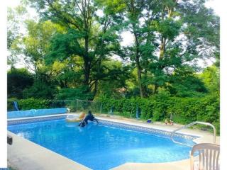 3206 Norma Dr, Downingtown PA  19372-1051 exterior