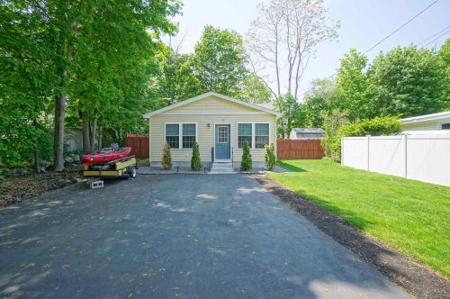 22 Orchard Ter, Salem NH  03079-2026 exterior