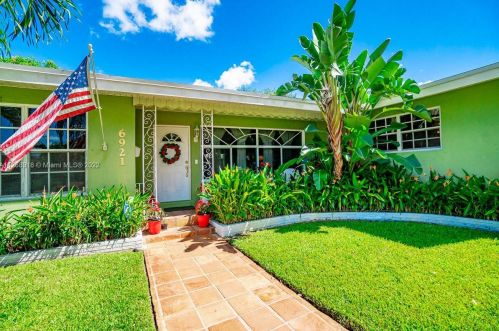 6921 16th Ct, Hollywood, FL 33023-2031