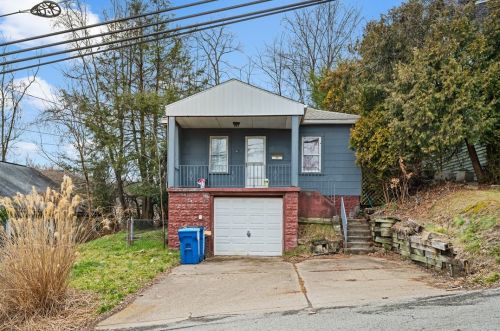 160 Howard St, Pittsburgh, PA 15235-2827