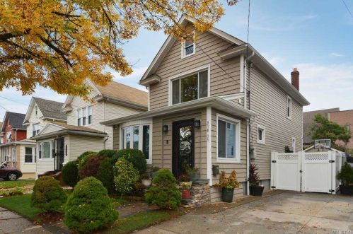 218-35 99th Ave, Jamaica, NY 11429-2516