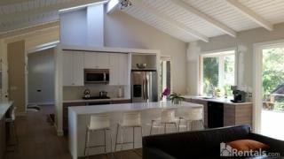 1515 Kjell Ct, Santa Rosa, CA 95405-4519