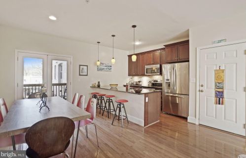 1823 Newton St, Washington, DC 20010-1016