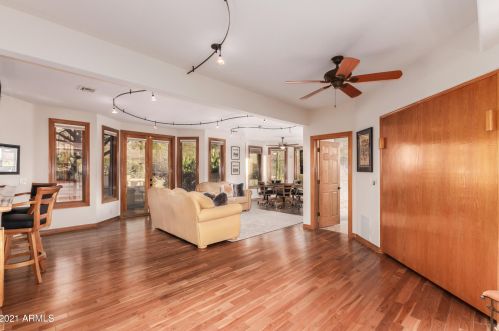 15253 12 St, Phoenix AZ 85086-7358 exterior