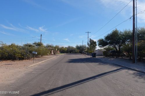 2131 Margaret Ave, Tucson AZ 85716-2722 exterior