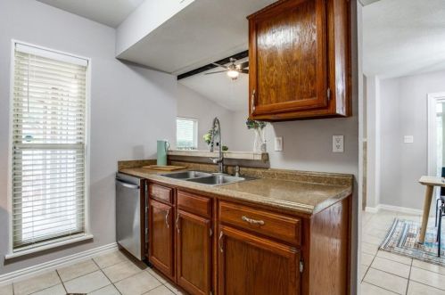 414 Pogue St, Cedar Hill TX 75104-9061 exterior