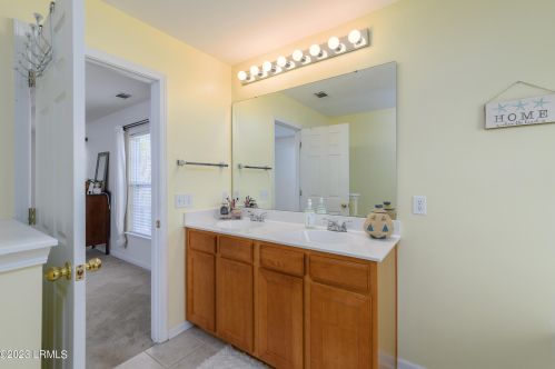 8 Waccamaw Way, Beaufort SC  29906-6002 exterior