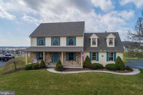 405 Stuben Dr, Marsh, PA 19520-9266