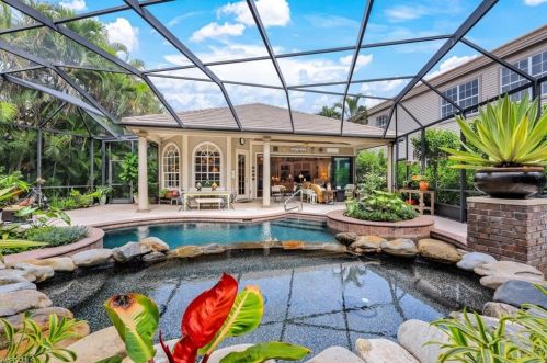 3511 Thornbury Ln, Bonita Springs, FL 34134-8682