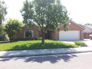 1318 Salisbury St, Porterville, CA 93257-8854