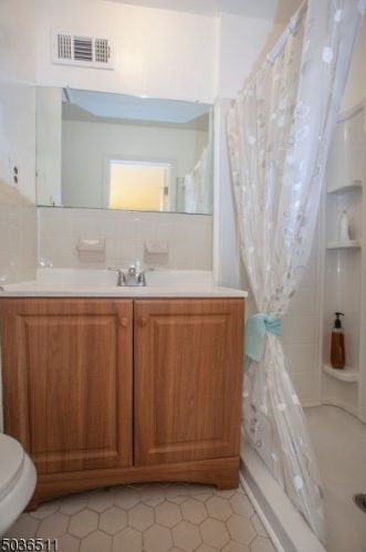 48 Kensington Ct, Hackettstown NJ  07840-4231 exterior