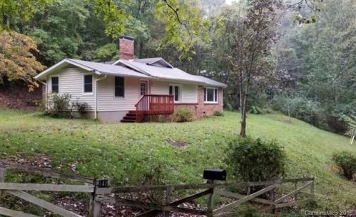 141 Wolfe Cove Rd, Asheville, NC 28804-2729