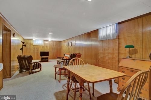 618 Grandview Ave, Camp Hill PA  17011-1816 exterior