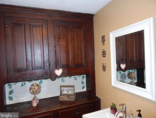 311 Delaware Ave, Lansdale PA 19446-3521 exterior