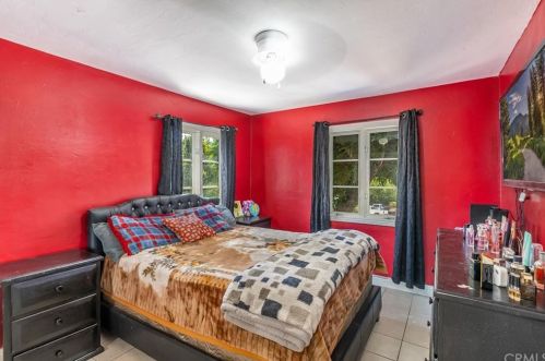 282 Hill St, Lake Elsinore CA  92530-3926 exterior