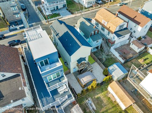 25 Miller St, Monmouth Hills NJ  07732-1751 exterior