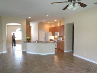 14 Ziegfeld Pl, Palm Coast FL  32164-5821 exterior