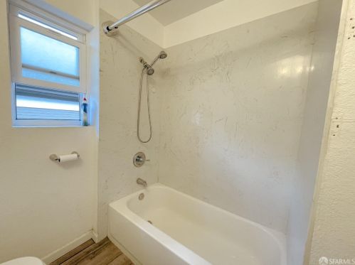 831 35 St, Oakland CA  94608-4217 exterior