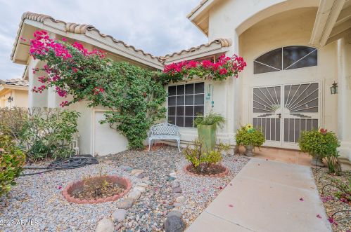 14270 Shawnee Trl, Sun City, AZ 85374-3825