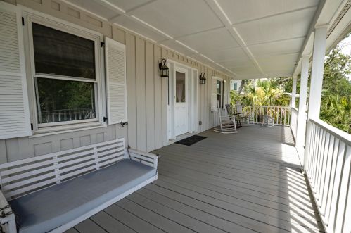 5 Tabby Ln, Isle Of Palms SC 29451-2314 exterior