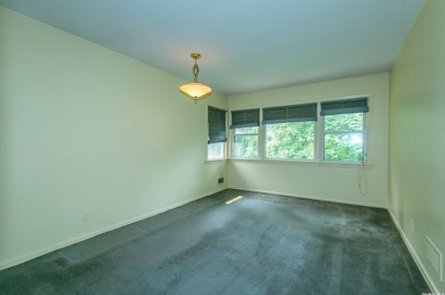 14 Cypress Ave, Great Neck NY  11024-2004 exterior