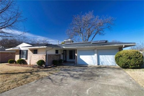 327 Brookwood Dr, Richardson, TX 75080-4731