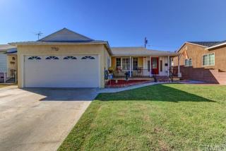 5139 Downey Ave, Lakewood, CA 90712-2213