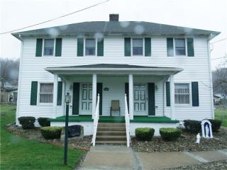 211 1st St, Slickville, PA 15684