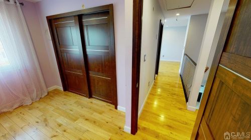 33 Berkshire Rd, Old Bridge NJ  08857-1601 exterior