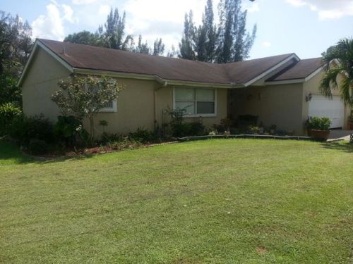 16390 Aquaduct Dr, Town Of Loxahatchee Groves, FL 33470-3711