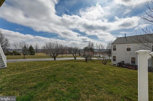 223 Fairmount Ct, Shrewsbury, PA 17361-1537