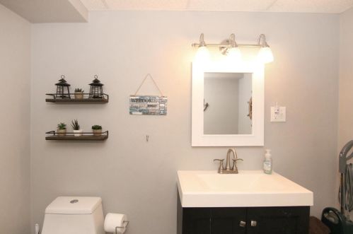 473 Pine Tree Dr, Fond Du Lac WI  54935-5474 exterior