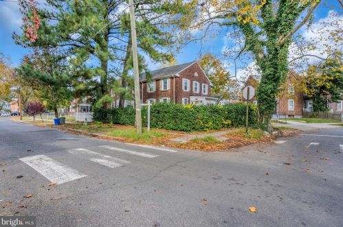 1003 Ironside Rd, Camden NJ  08104-2844 exterior