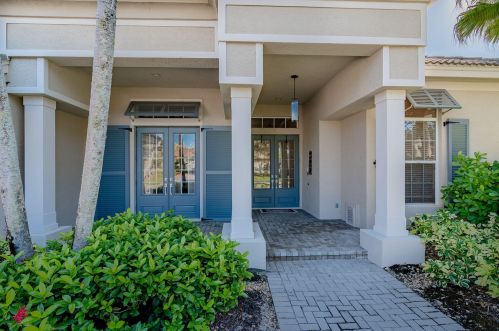 7634 Mulberry Ln, Naples, FL 34114-9439