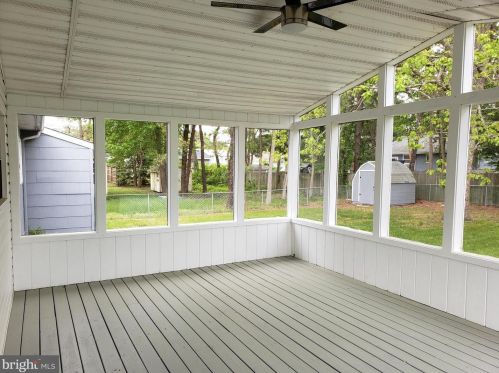 305 Blackfoot Trl, Browns Mills NJ  08015-6213 exterior